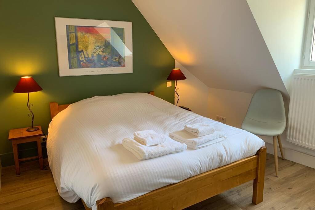 Appartement Le Cheval Bixio à Beaune  Extérieur photo
